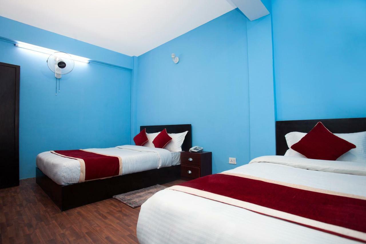 Hotel Crossroads Kathmandu Exterior photo
