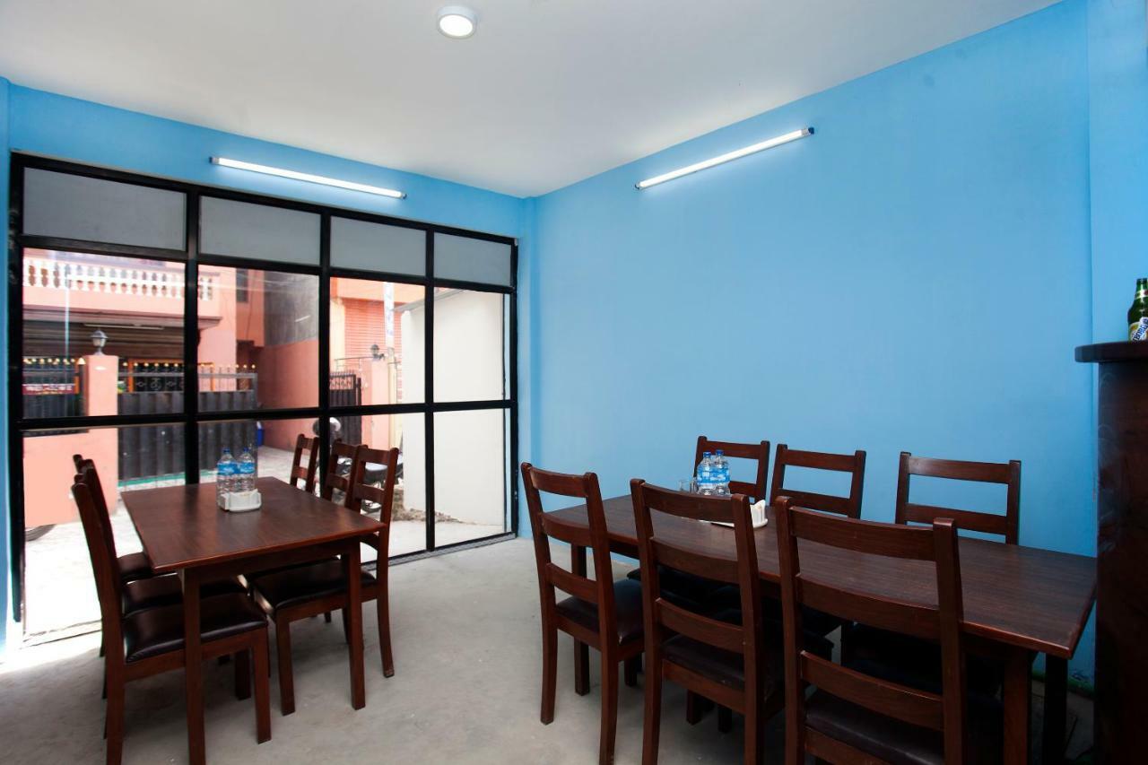 Hotel Crossroads Kathmandu Exterior photo