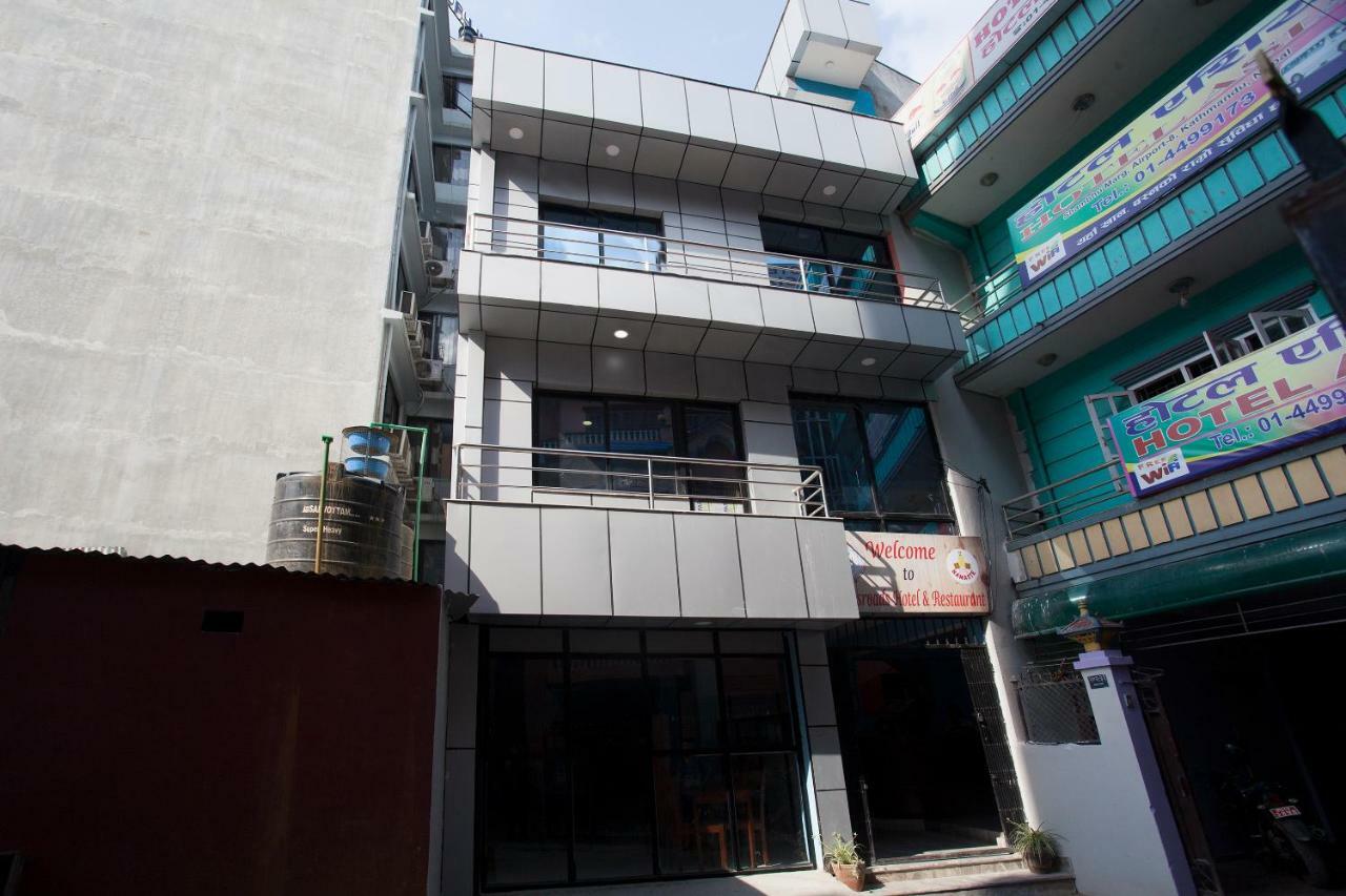 Hotel Crossroads Kathmandu Exterior photo